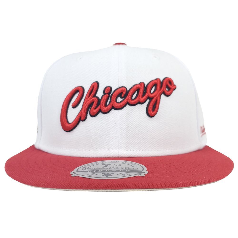 Chicago Bulls Mitchell & Ness NBA Fitted 7 1/4 Flatbill Hat Cap Rodman White NWT